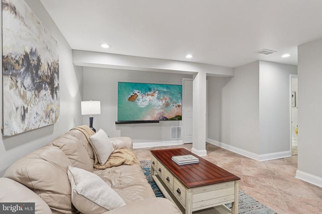 62 CALLOWHILL RD, Doylestown, PA 18901