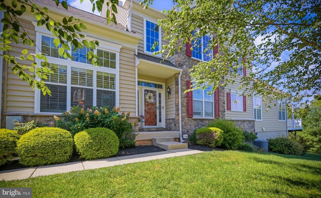38 IRON HILL WAY, COLLEGEVILLE, PA 19426 — exterior