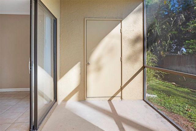 10160 SAILWINDS BOULEVARD S 104, Largo, FL 33773