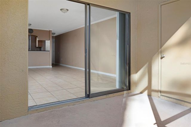 10160 SAILWINDS BOULEVARD S 104, Largo, FL 33773