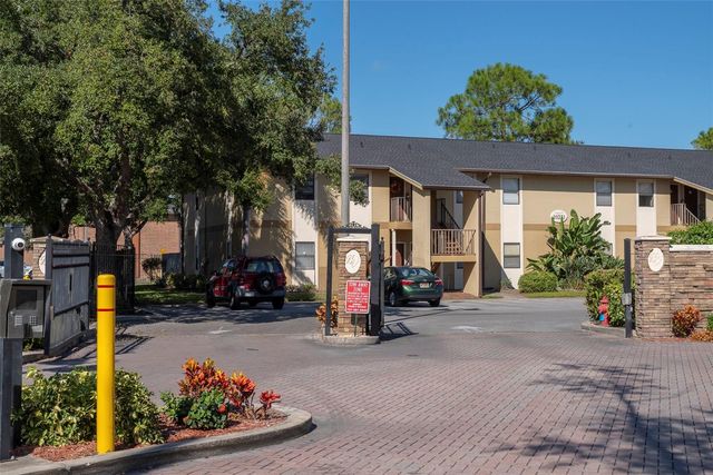 10160 SAILWINDS BOULEVARD S 104, Largo, FL 33773