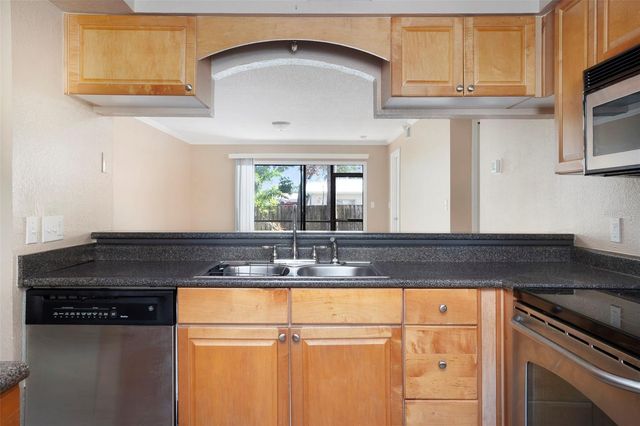 10160 SAILWINDS BOULEVARD S 104, Largo, FL 33773