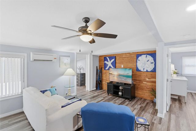 2810 14TH STREET W, Palmetto, FL 34221