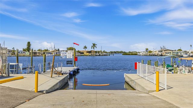 2810 14TH STREET W, Palmetto, FL 34221