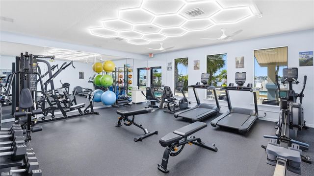 2810 14TH STREET W, Palmetto, FL 34221