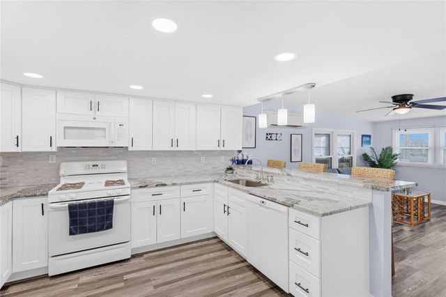 2810 14TH STREET W, Palmetto, FL 34221