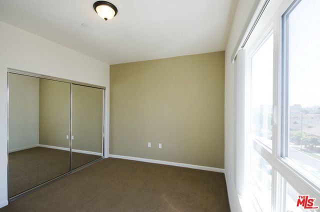 546 N Oxford Avenue 309, Los Angeles, CA 90004