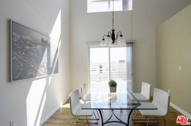 546 N Oxford Avenue 309, Los Angeles, CA 90004