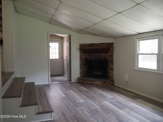 121 Bryan Boulevard, Havelock, NC 28532