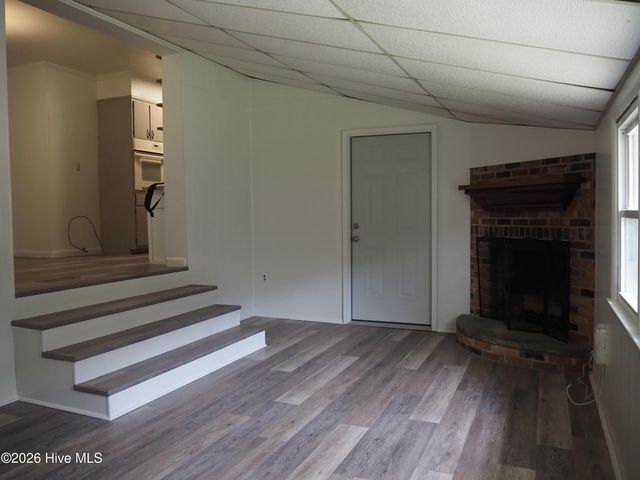 121 Bryan Boulevard, Havelock, NC 28532