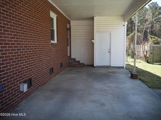 121 Bryan Boulevard, Havelock, NC 28532