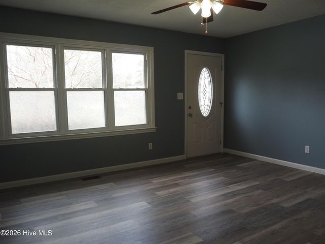 121 Bryan Boulevard, Havelock, NC 28532