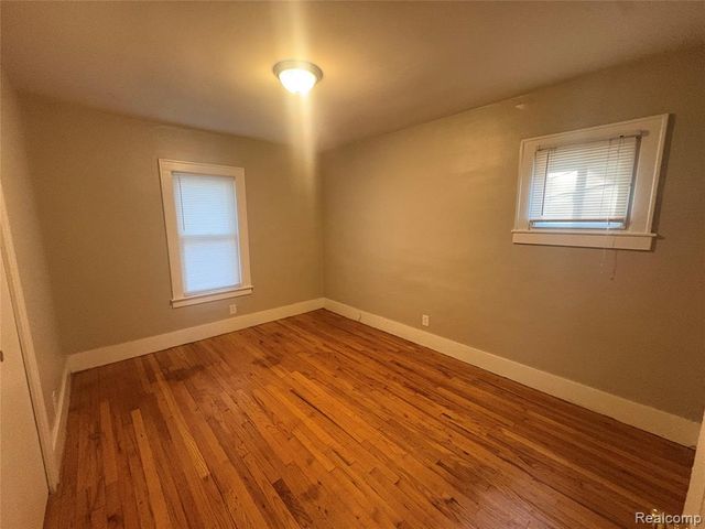 436 E Cambourne Street, Ferndale, MI 48220