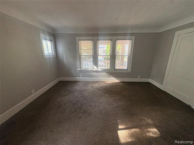 436 E Cambourne Street, Ferndale, MI 48220