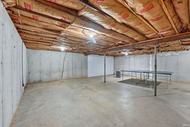 3890 N 650 E, Churubusco, IN 46723