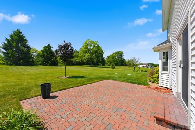 3890 N 650 E, Churubusco, IN 46723