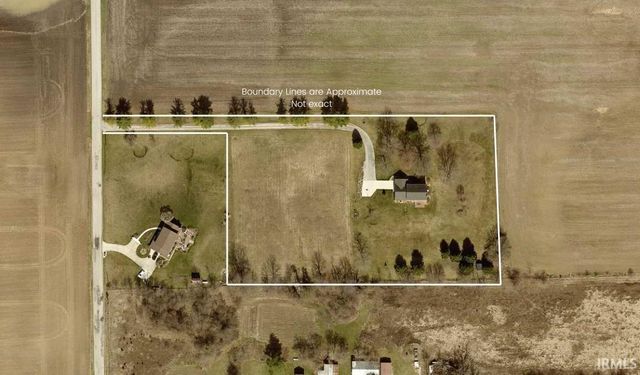 3890 N 650 E, Churubusco, IN 46723