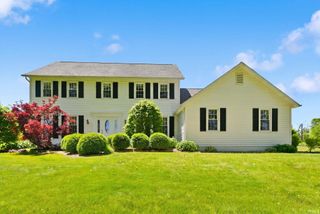 3890 N 650 E, Churubusco, IN 46723