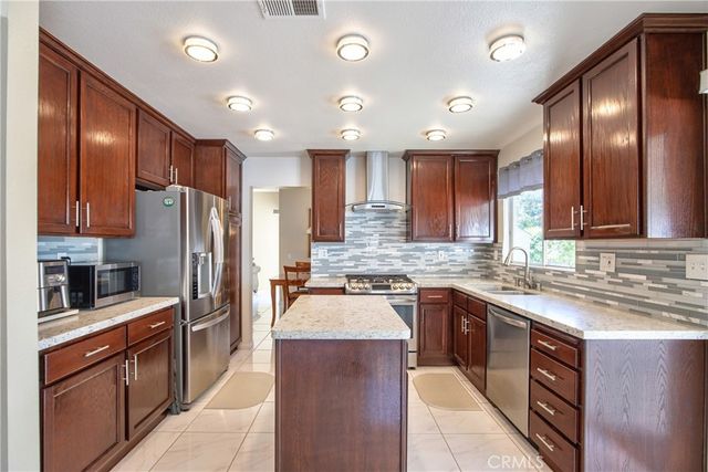 44929 Camino Alamosa, Temecula, CA 92592