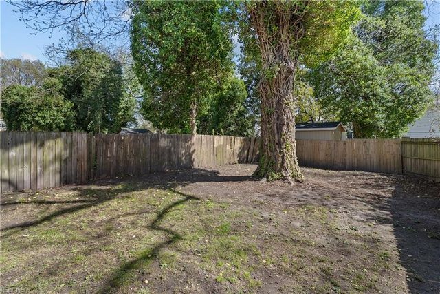 823 Lexington ST, Norfolk, VA 23504