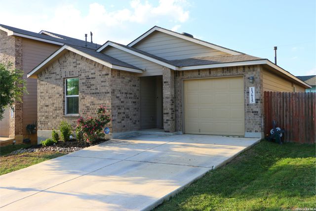 13615 Whisper Xing, San Antonio, TX 78252