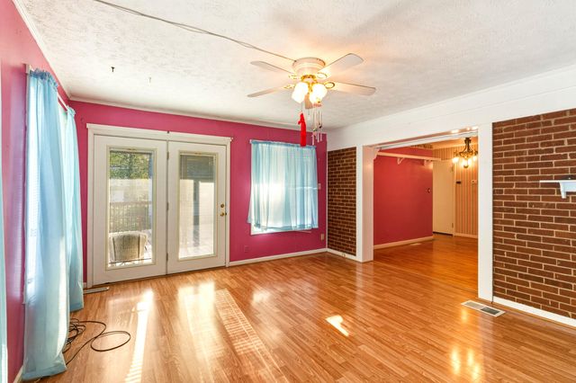 815 Bridgeport Road, Frankfort, KY 40601