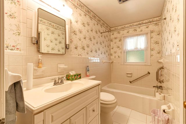 815 Bridgeport Road, Frankfort, KY 40601