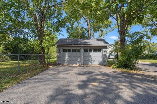 30 Bloomfield Ave, Montville Twp., NJ 07058