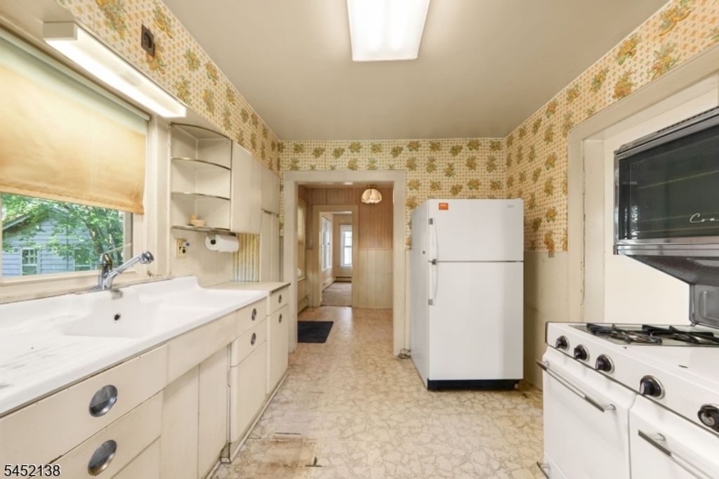 30 Bloomfield Ave, Montville Twp., NJ 07058 — photo 5