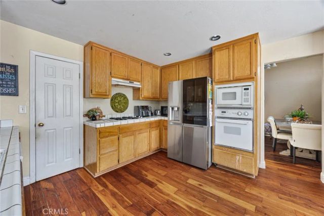 9711 Touchstone, Bakersfield, CA 93311
