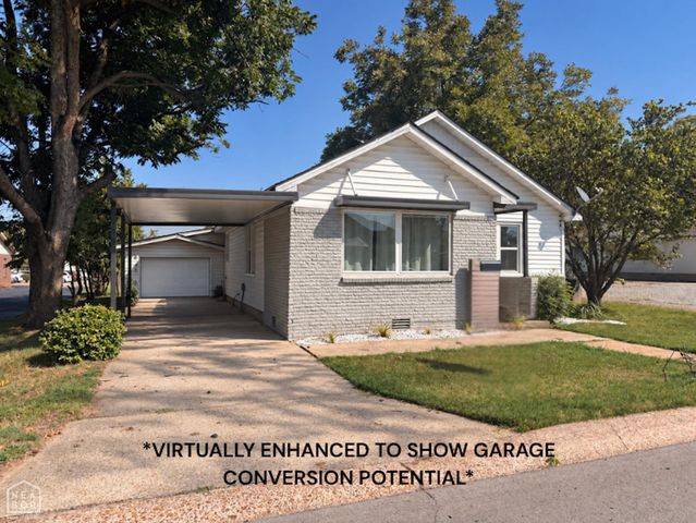 1011 W Court Street W, Paragould, AR 72450