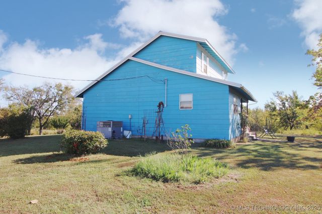 404517 E 1080 Road, Henryetta, OK 74437