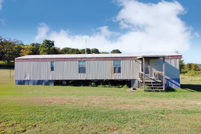 404517 E 1080 Road, Henryetta, OK 74437
