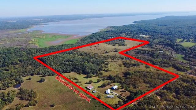 404517 E 1080 Road, Henryetta, OK 74437