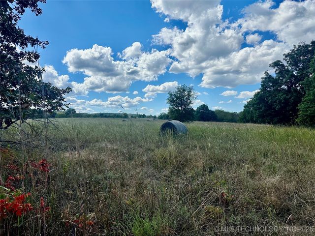 404517 E 1080 Road, Henryetta, OK 74437