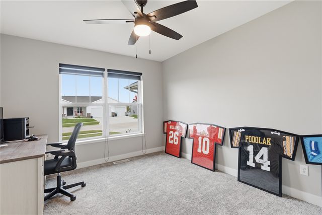 1278 Echo Ridge Ln, Marion, IA 52302
