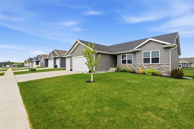 1278 Echo Ridge Ln, Marion, IA 52302
