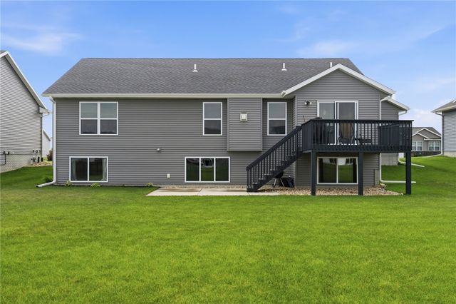 1278 Echo Ridge Ln, Marion, IA 52302