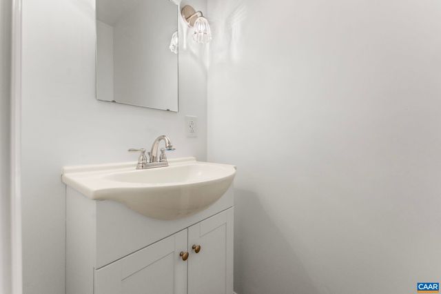 119 WEST PARK DR, Charlottesville, VA 22901