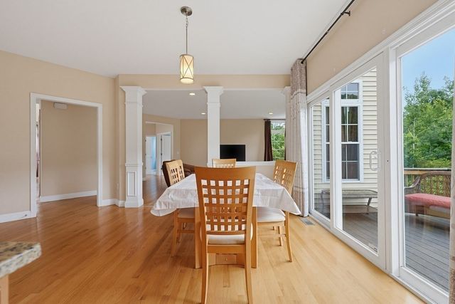 35 Howarth Dr, Upton, MA 01568