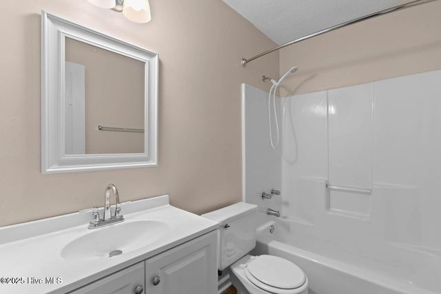 2045 Derby Run Road, Jacksonville, NC 28546