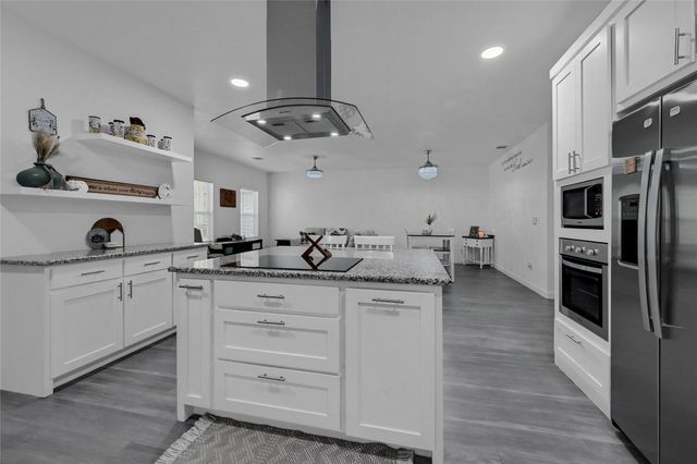1408 Doty Street, Gainesville, TX 76240