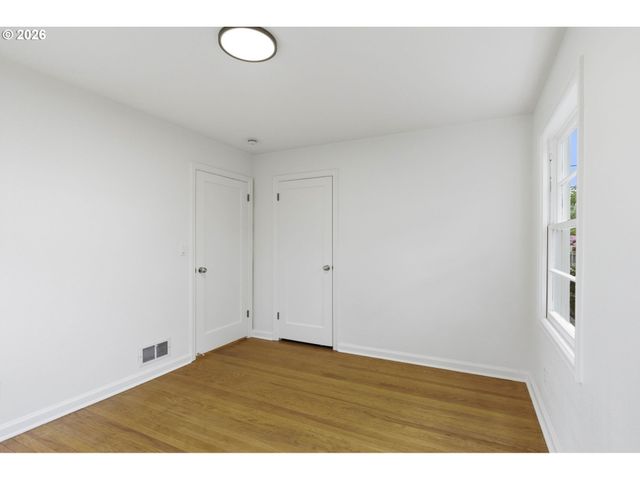 4944 Ne 37TH Ave, Portland, OR 97211