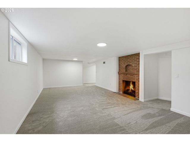4944 Ne 37TH Ave, Portland, OR 97211