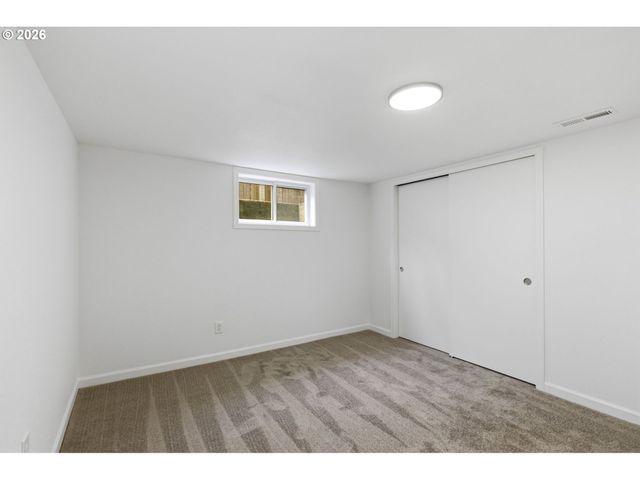 4944 Ne 37TH Ave, Portland, OR 97211