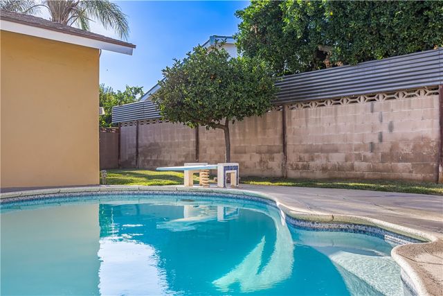 1059 W Grand Avenue, Pomona, CA 91766