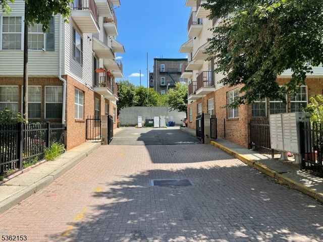 76 Union St Unit A10, Newark City, NJ 07105