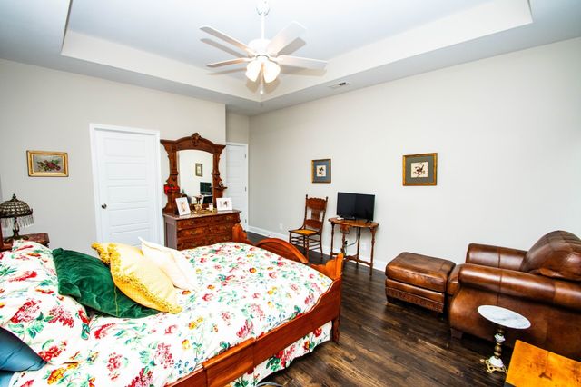 2709 Remington Trce, Clarksville, TN 37043