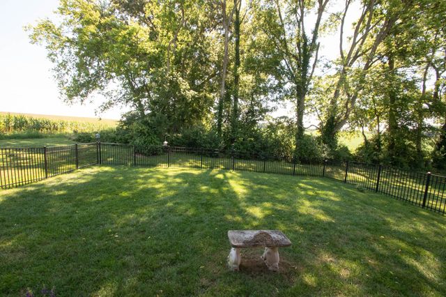 2709 Remington Trce, Clarksville, TN 37043