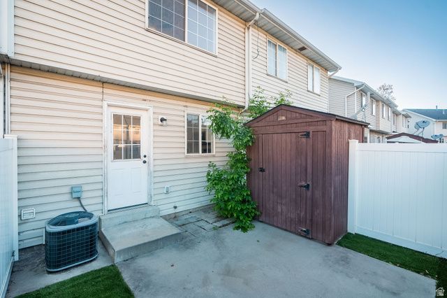 1039 S EASTGATE DR, Provo, UT 84606